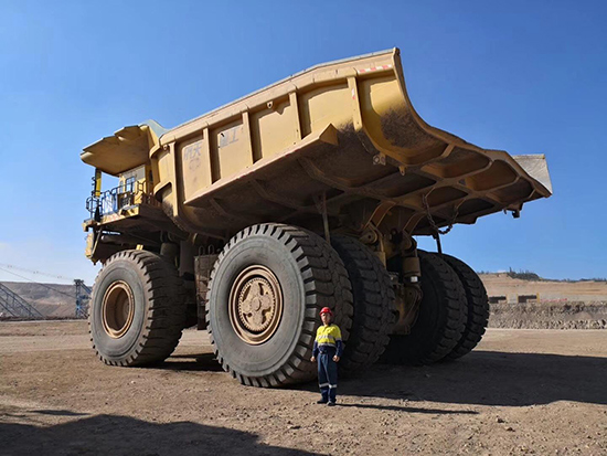天下上最大规格的工程机械轮胎59/80R63在煤矿上运行优异